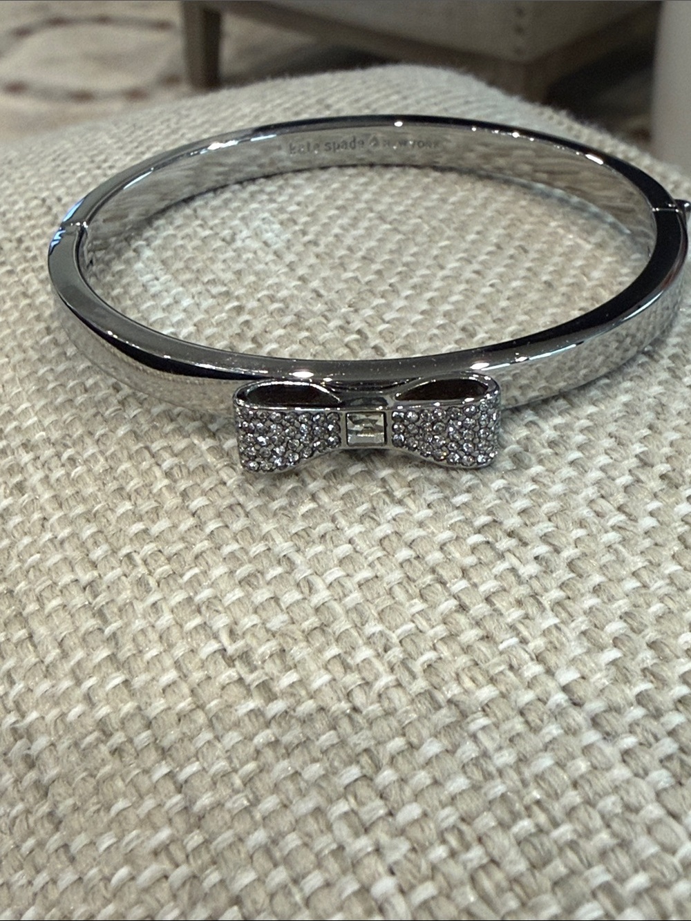 Kate Spade ๐ Silver Ready Set Bow Crystal Pave Bangle Bracelet ๐ - Picture 2 of 9